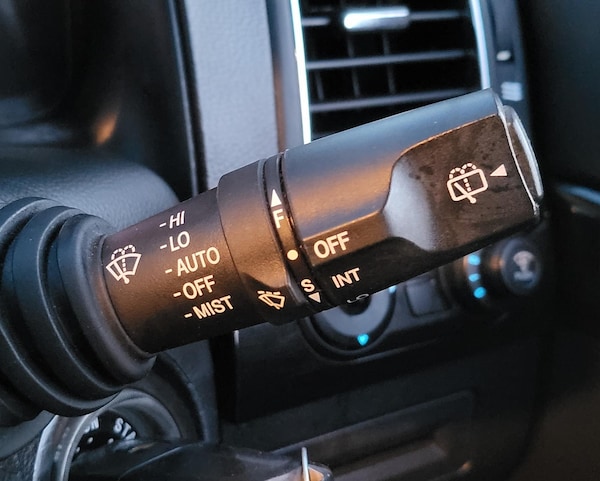 Used Chevrolet Captiva 2012 for sale - 69142452: Photo 28