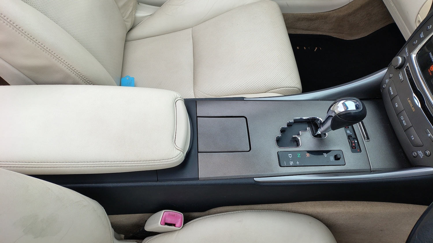 Used Lexus IS 2010 for sale - 77337048: Photo 33