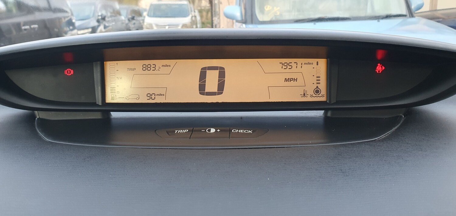 Vehicle 29