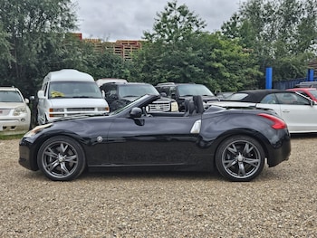 Used Nissan 370 Z 2011 for sale - 79111677: Photo