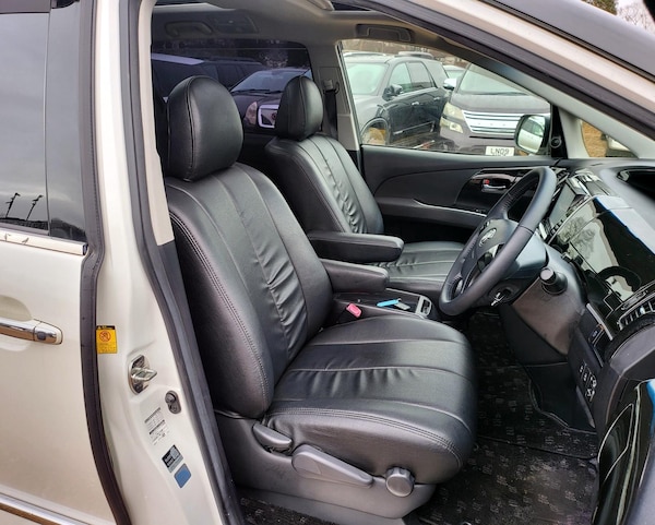 Used Toyota Estima 2013 for sale - 69642311: Photo 10