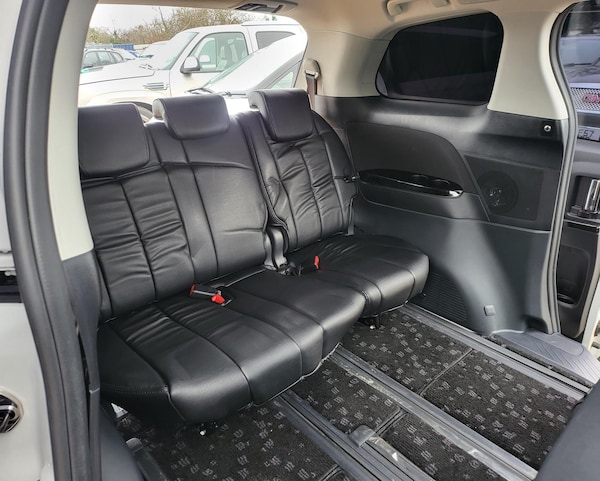 Used Toyota Estima 2013 for sale - 69642311: Photo 25