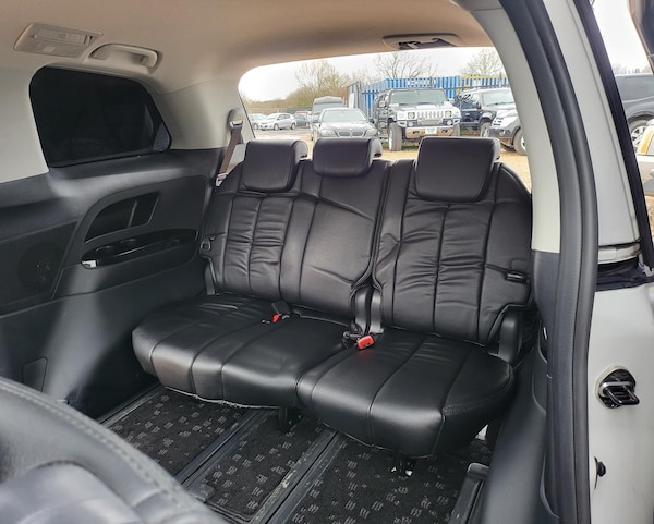 Used Toyota Estima 2013 for sale - 69642311: Photo 26