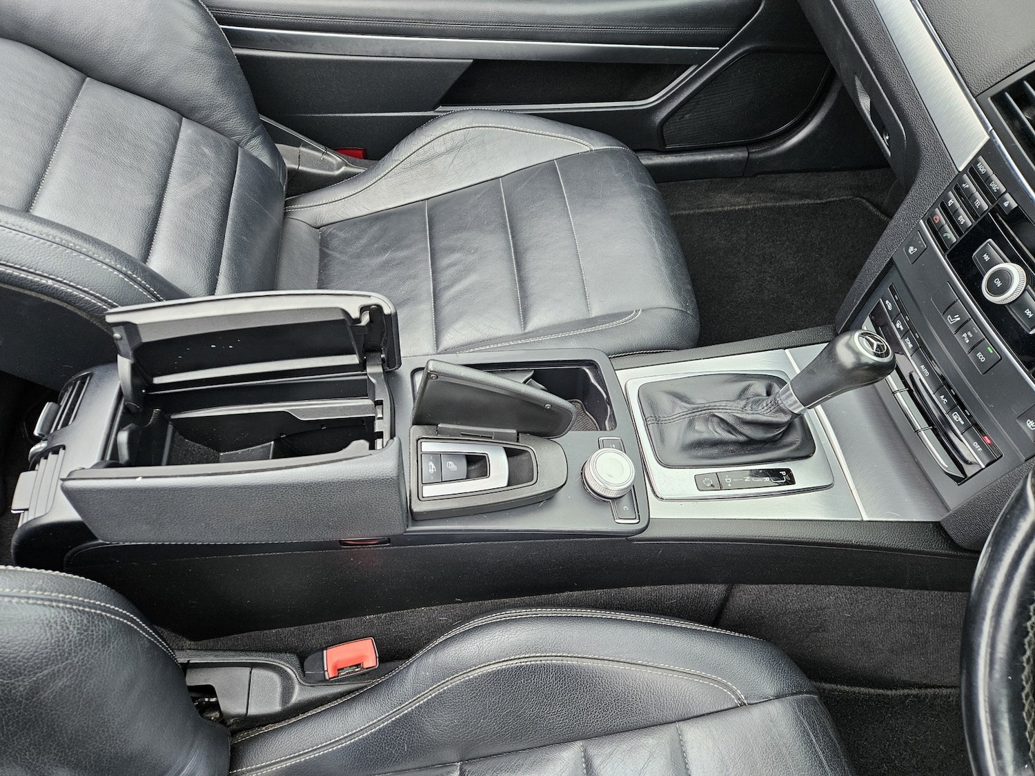 Used Mercedes-Benz E Class 2012 for sale - 77595044: Photo 23