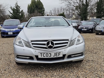 Used Mercedes-Benz E Class 2012 for sale - 77595044: Photo