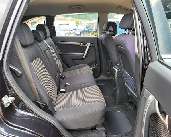Used Chevrolet Captiva 2010 for sale - 67862660: Photo 11