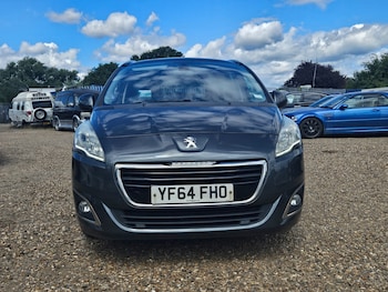 Used Peugeot 5008 2014 for sale - 79071242: Photo