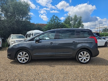 Used Peugeot 5008 2014 for sale - 79071242: Photo
