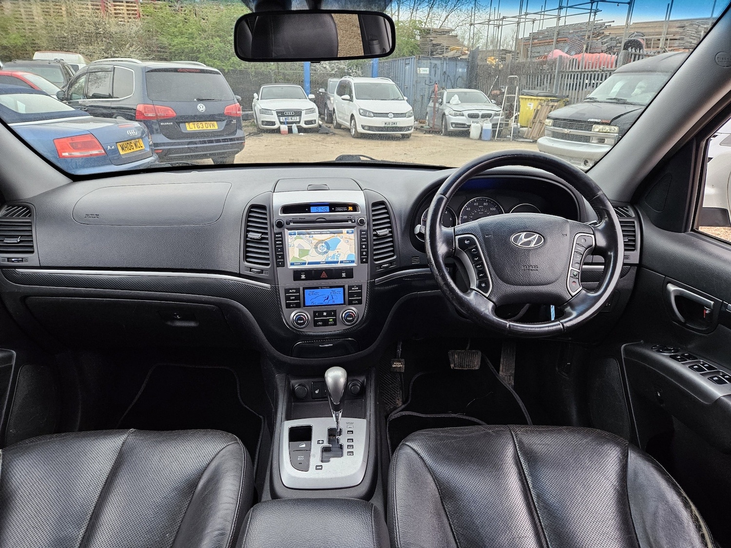 Used Hyundai Santa Fe 2012 for sale - 78000452: Photo 9