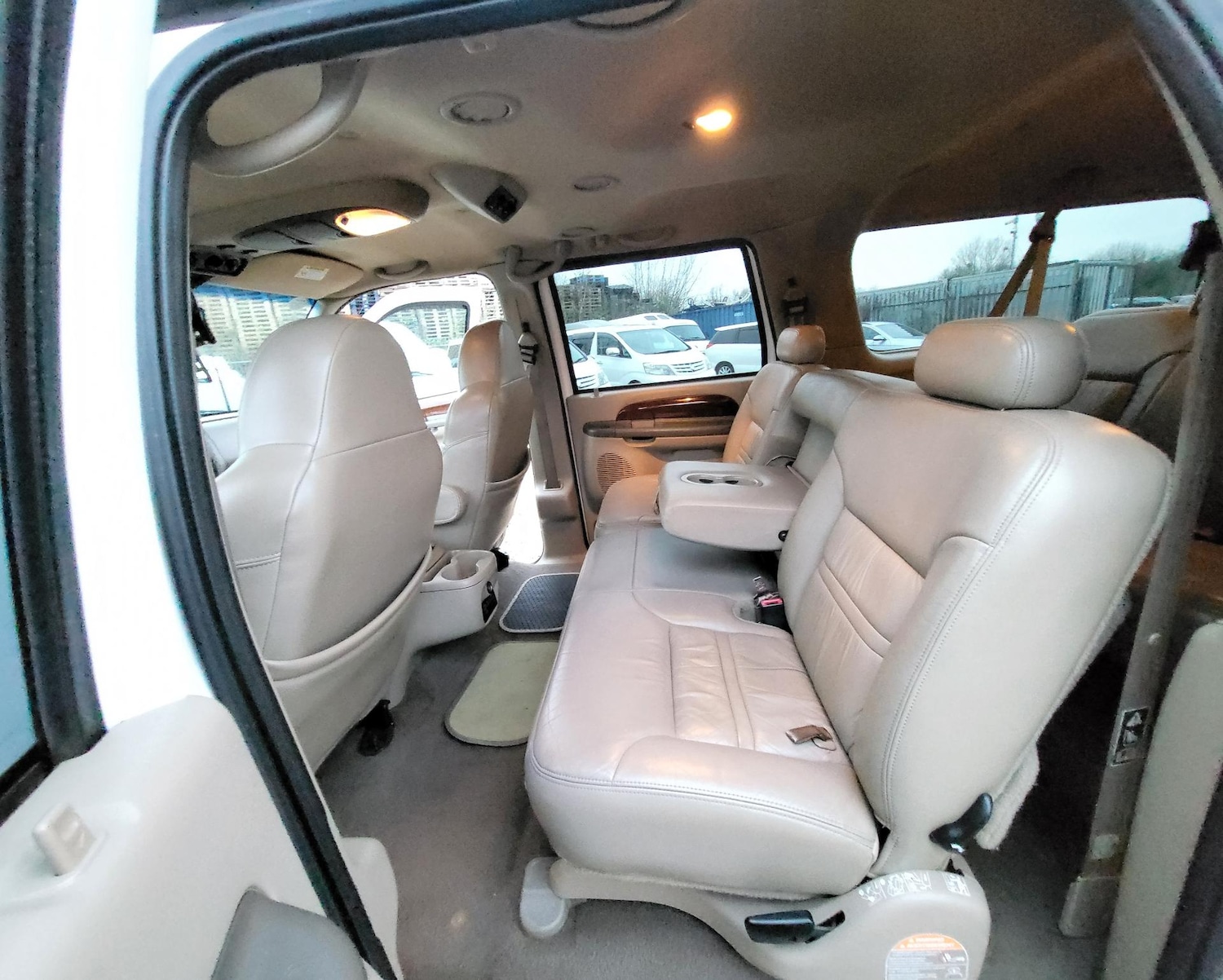 Used Ford Excursion 2006 for sale - 58006777: Photo 11