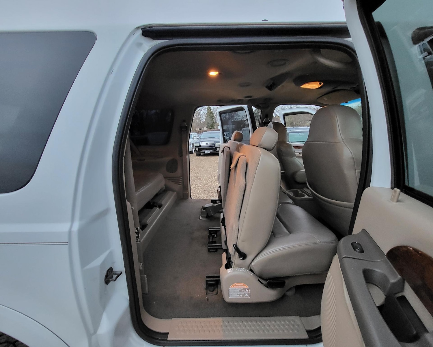 Used Ford Excursion 2006 for sale - 58006777: Photo 16