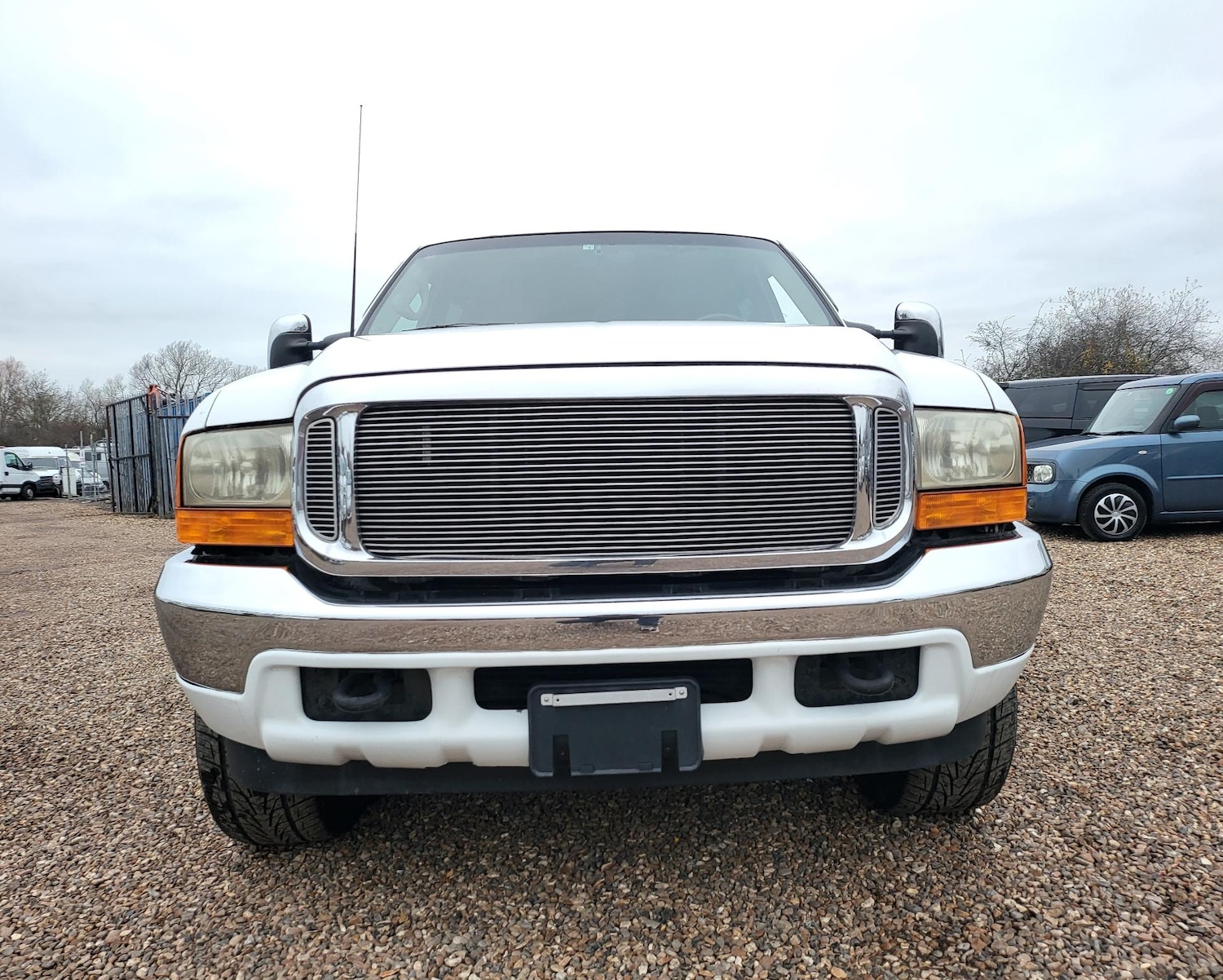 Used Ford Excursion 2006 for sale - 58006777: Photo 2