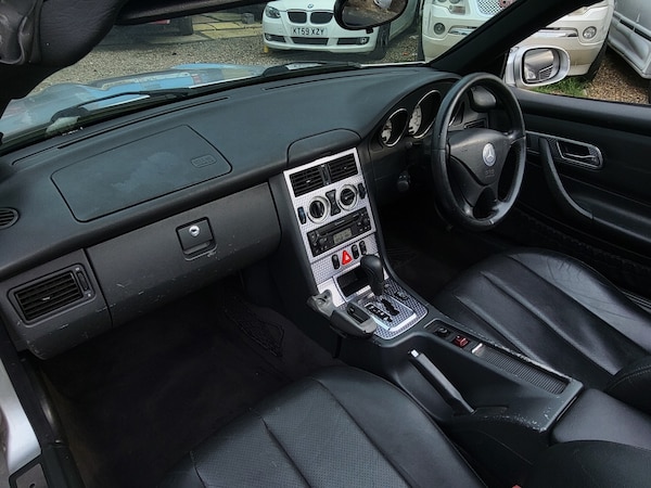 Used Mercedes-Benz SLK 2002 for sale - 75593416: Photo 22