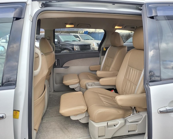 Used Toyota Estima 2012 for sale - 69644287: Photo 12