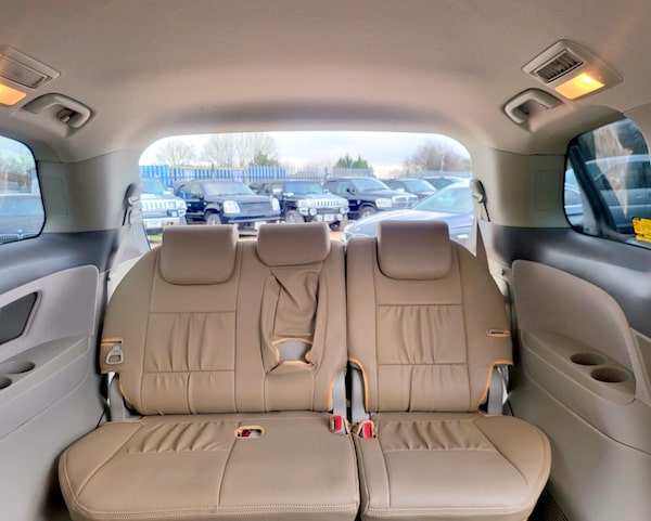 Used Toyota Estima 2012 for sale - 69644287: Photo 13