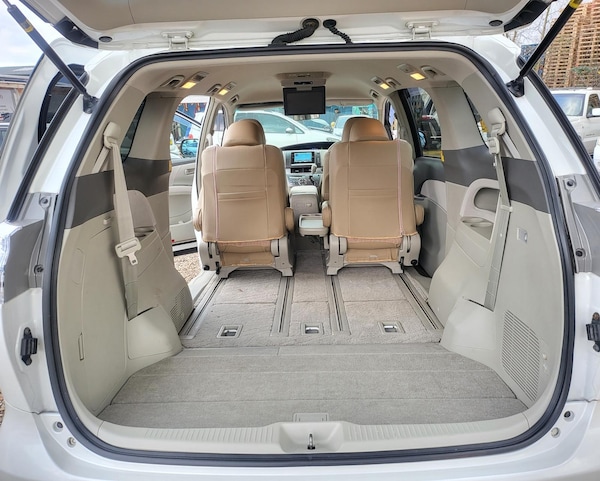 Used Toyota Estima 2012 for sale - 69644287: Photo 14
