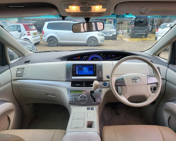 Used Toyota Estima 2012 for sale - 69644287: Photo 9