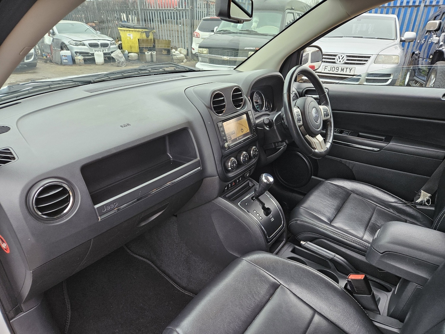 Used Jeep Compass 2011 for sale - 77790397: Photo 21