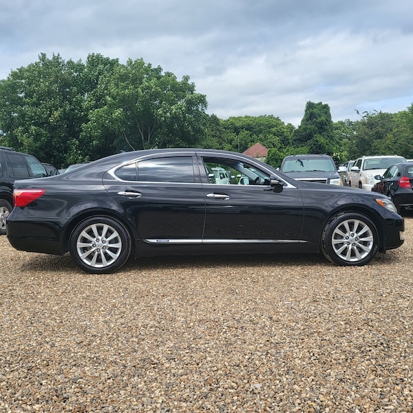 Used Lexus LS 2022 for sale - 73412468: Photo 8