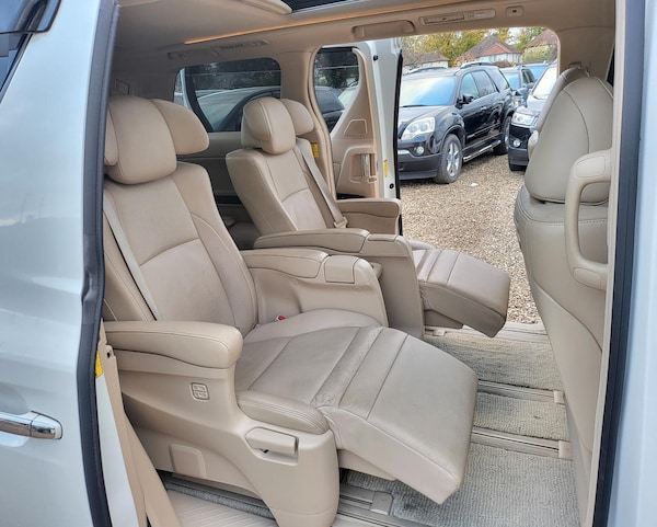 Used Toyota Vellfire 2013 for sale - 69271206: Photo 12