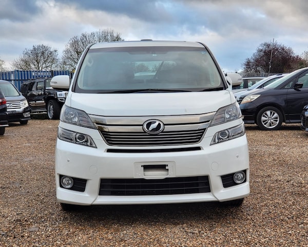 Used Toyota Vellfire 2013 for sale - 69271206: Photo 2