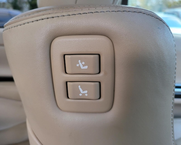 Used Toyota Vellfire 2013 for sale - 69271206: Photo 31