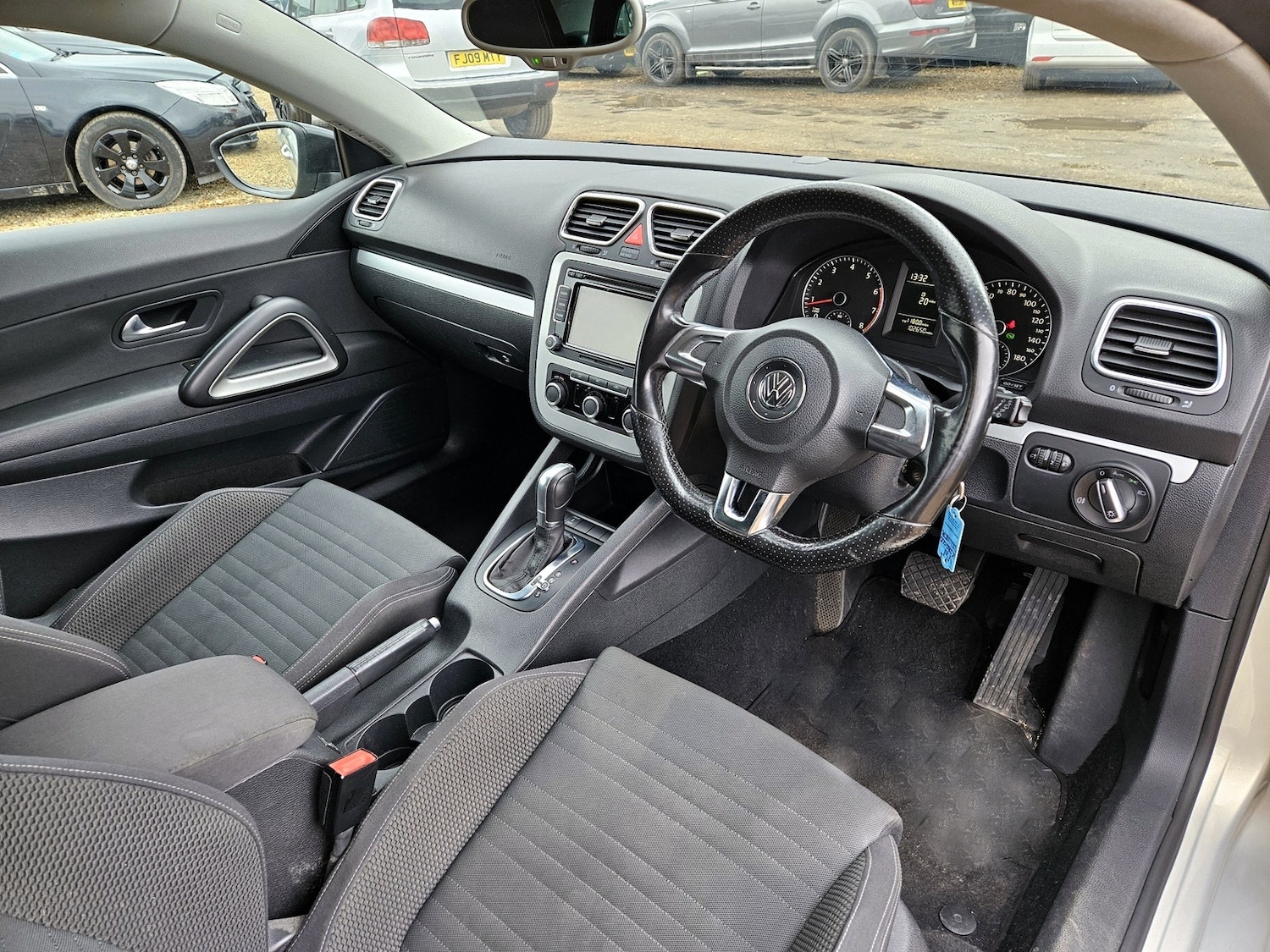 Used Volkswagen Scirocco 2011 for sale - 77605557: Photo 17