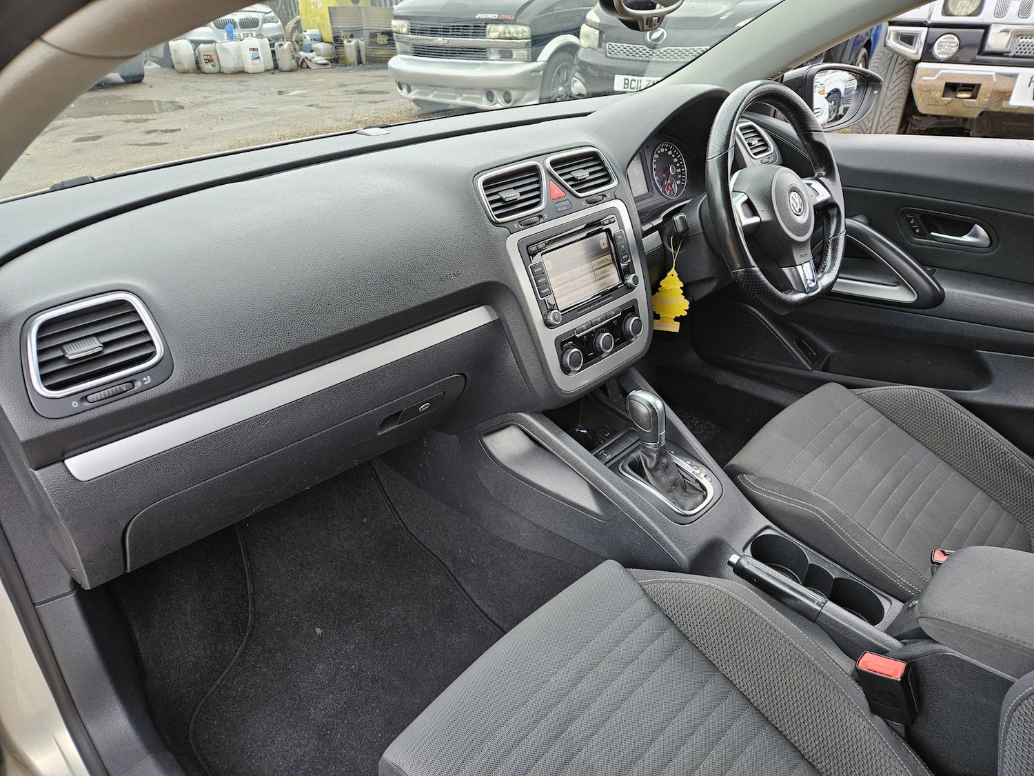 Used Volkswagen Scirocco 2011 for sale - 77605557: Photo 18