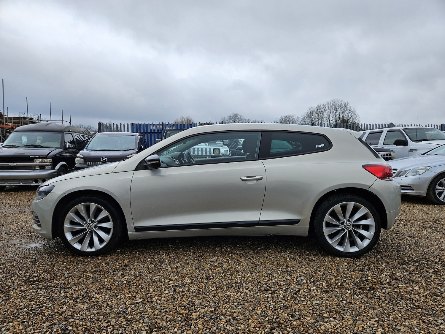 Used Volkswagen Scirocco 2011 for sale - 77605557: Photo 4