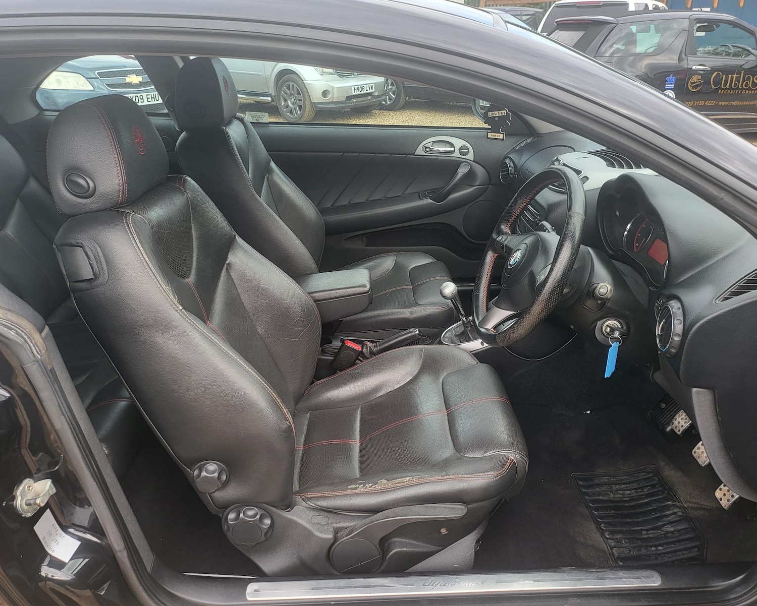 Used Alfa Romeo GT 2007 for sale - 67351932: Photo 11