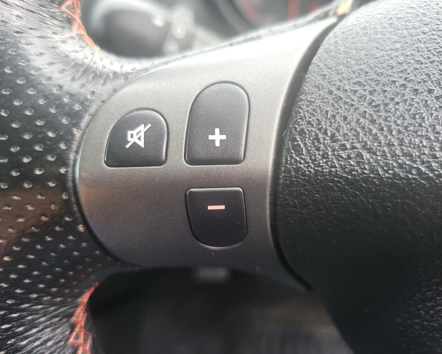 Used Alfa Romeo GT 2007 for sale - 67351932: Photo 22