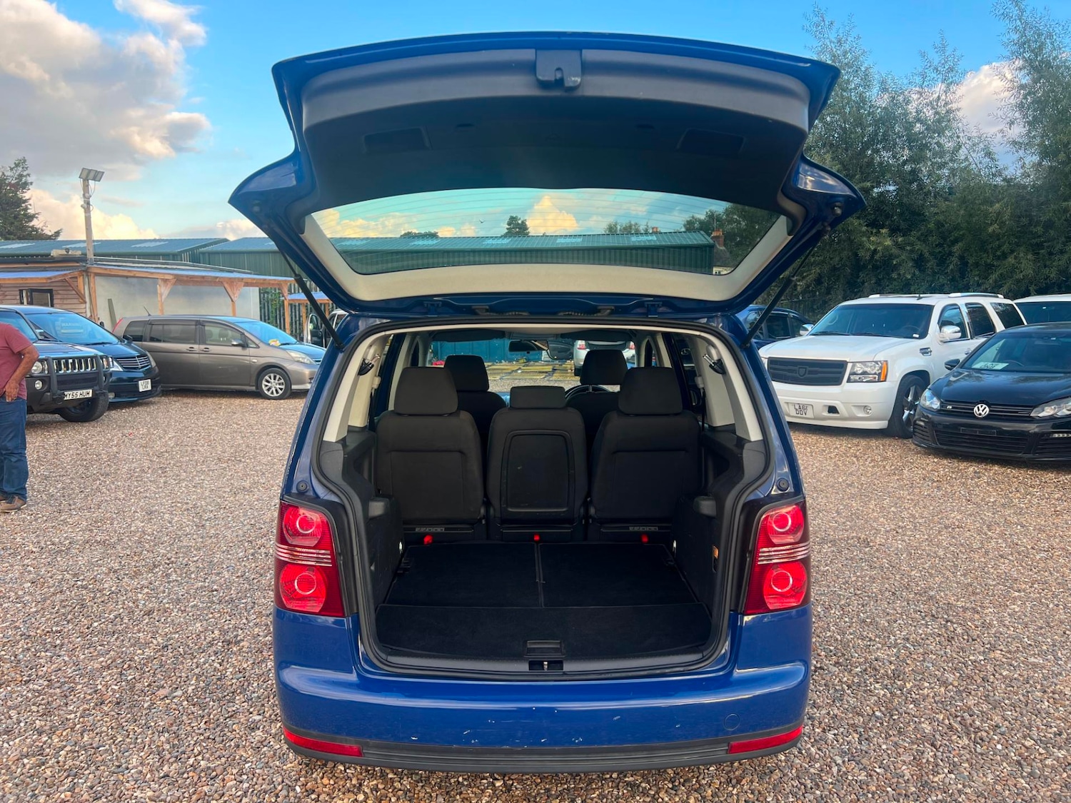 Used Volkswagen Touran 2008 for sale - 64148592: Photo 15