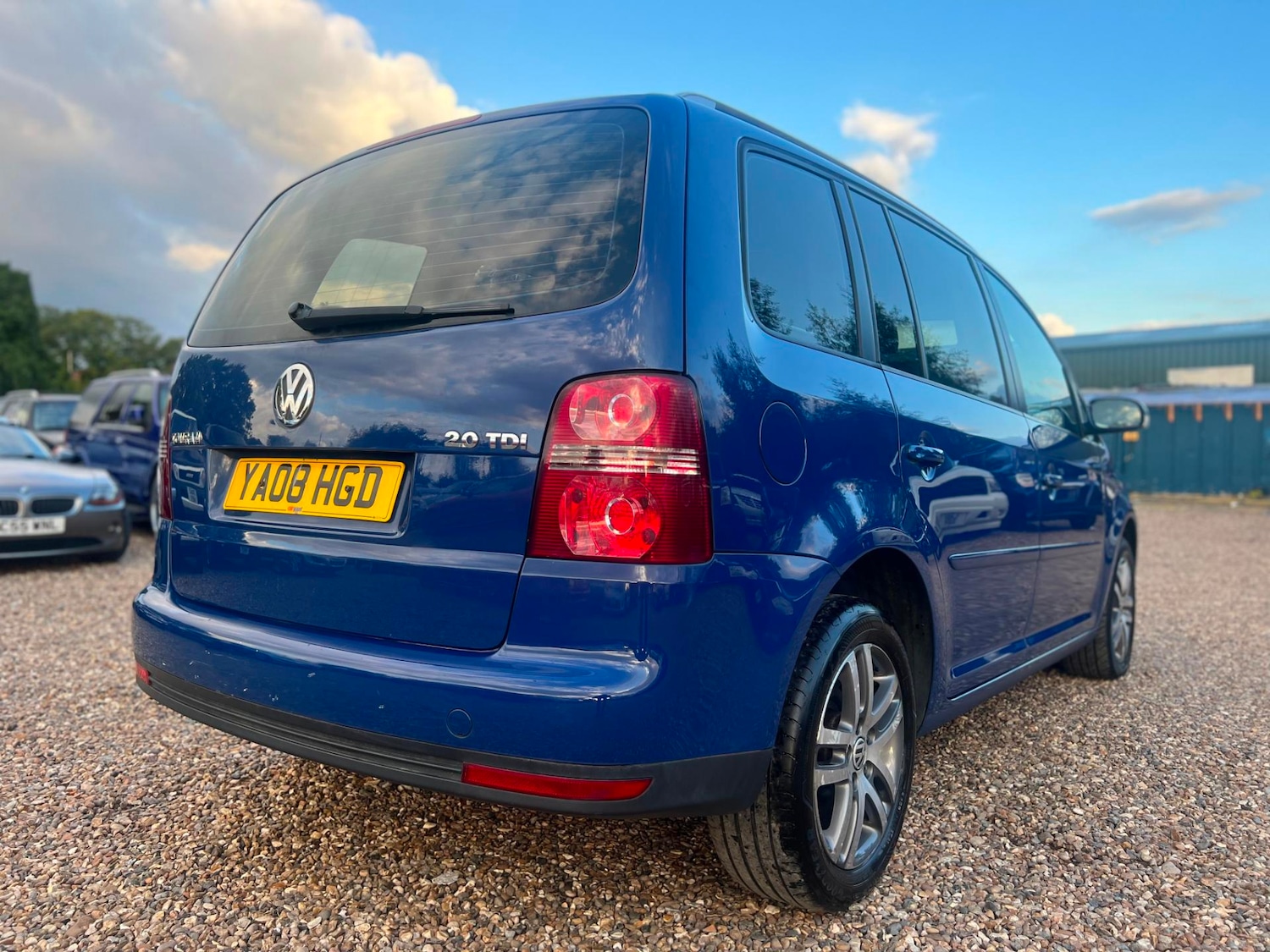 Used Volkswagen Touran 2008 for sale - 64148592: Photo 5