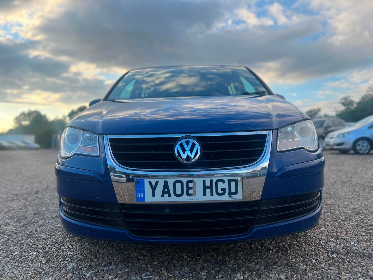 Used Volkswagen Touran 2008 for sale - 64148592: Photo 7