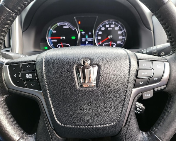 Used Toyota Crown 2013 for sale - 69642618: Photo 16