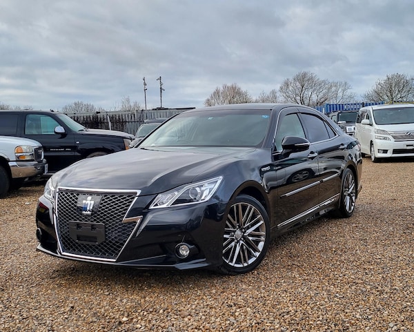 Used Toyota Crown 2013 for sale - 69642618: Photo 3