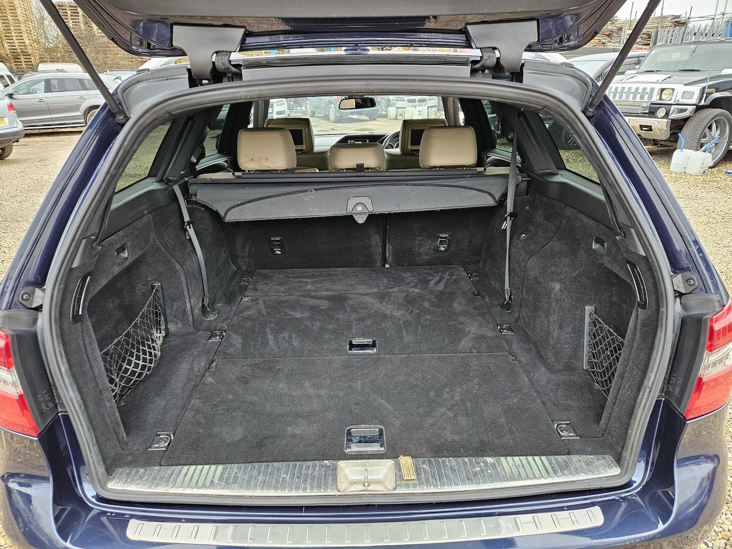 Used Mercedes-Benz E Class 2012 for sale - 77595498: Photo 29