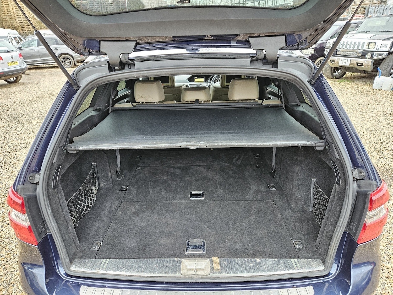 Used Mercedes-Benz E Class 2012 for sale - 77595498: Photo 30