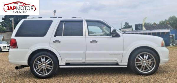 Used Lincoln Navigator 2005 for sale - 58052193: Photo 9
