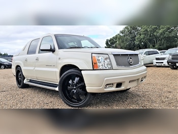 Used Cadillac Escalade undefined for sale - 78971651: Photo