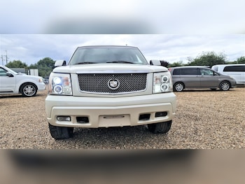 Used Cadillac Escalade undefined for sale - 78971651: Photo