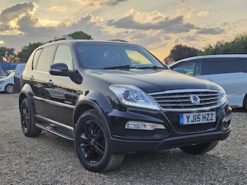 Used Ssangyong Rexton 2015 for sale - 79251999: Photo