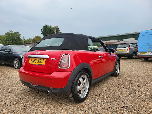 Used MINI Convertible 2010 for sale - 75593145: Photo 24