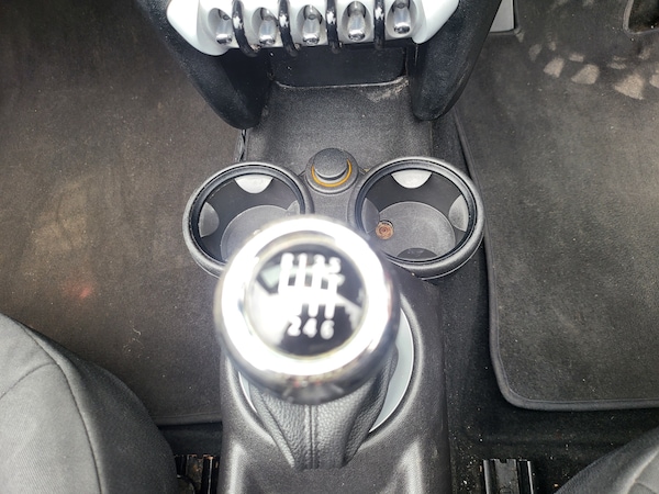 Used MINI Convertible 2010 for sale - 75593145: Photo 29
