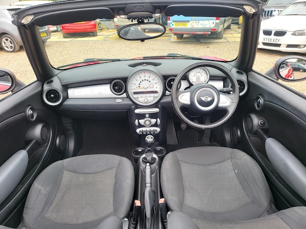Used MINI Convertible 2010 for sale - 75593145: Photo 9