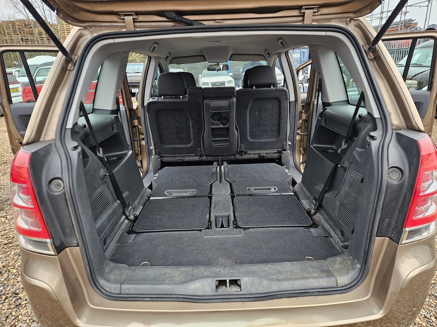 Used Vauxhall Zafira 2014 for sale - 77790728: Photo 16