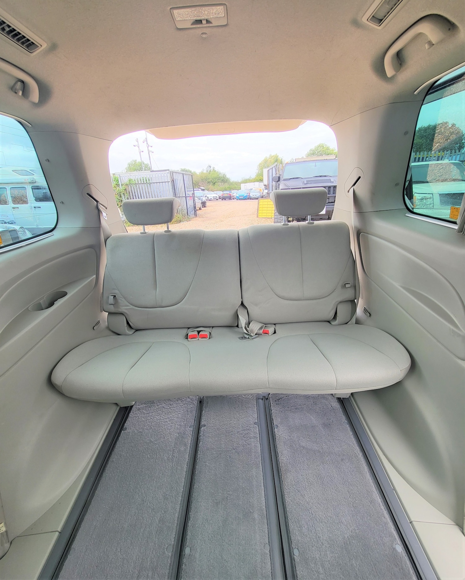 Used Mazda Biante 2018 for sale - 61136558: Photo 12