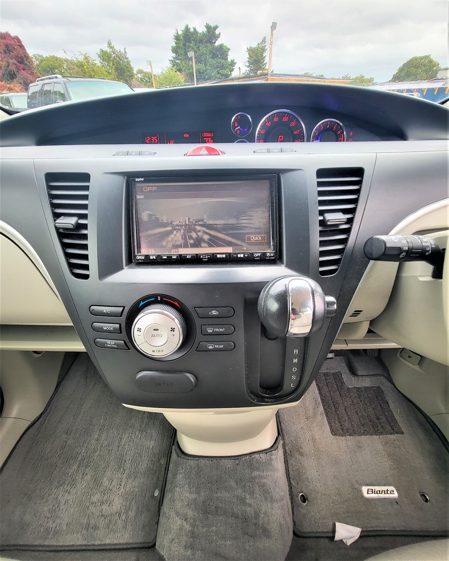 Used Mazda Biante 2018 for sale - 61136558: Photo 17