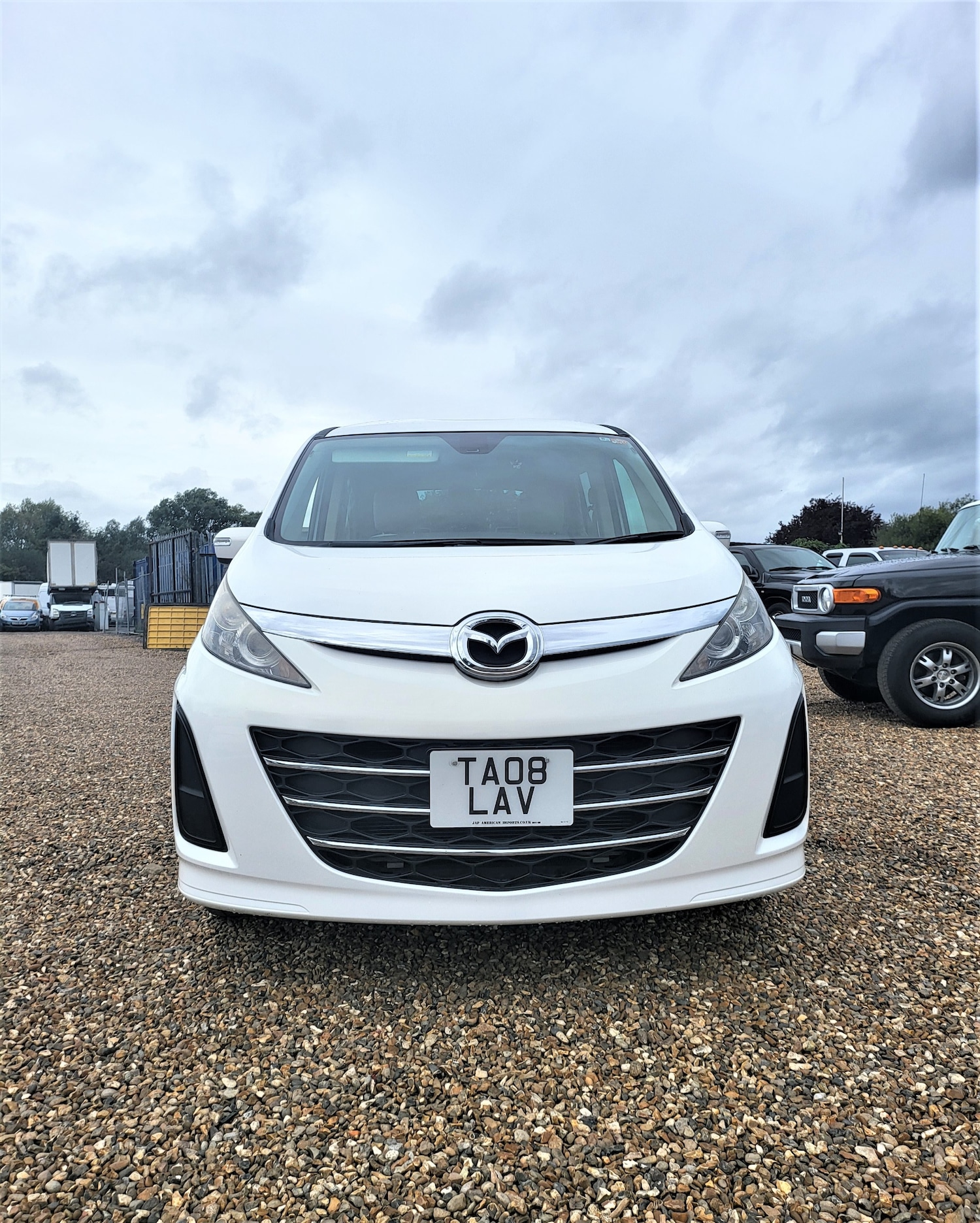 Used Mazda Biante 2018 for sale - 61136558: Photo 2