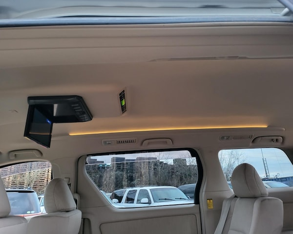 Used Toyota Vellfire 2013 for sale - 69644092: Photo 29